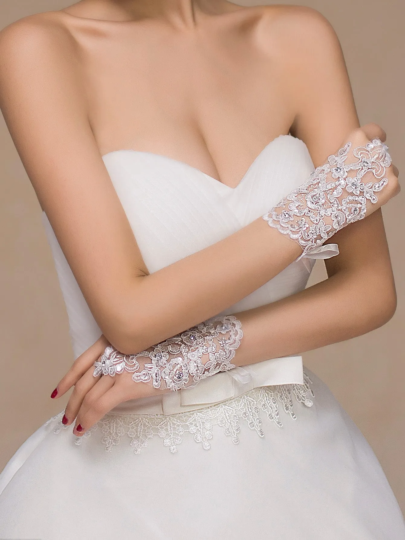 1pc Elegant Lace Bridal Glove For Women, Suitable For Spring And Autumn Season, Wedding / Banquet / Travel / Photography Accessory