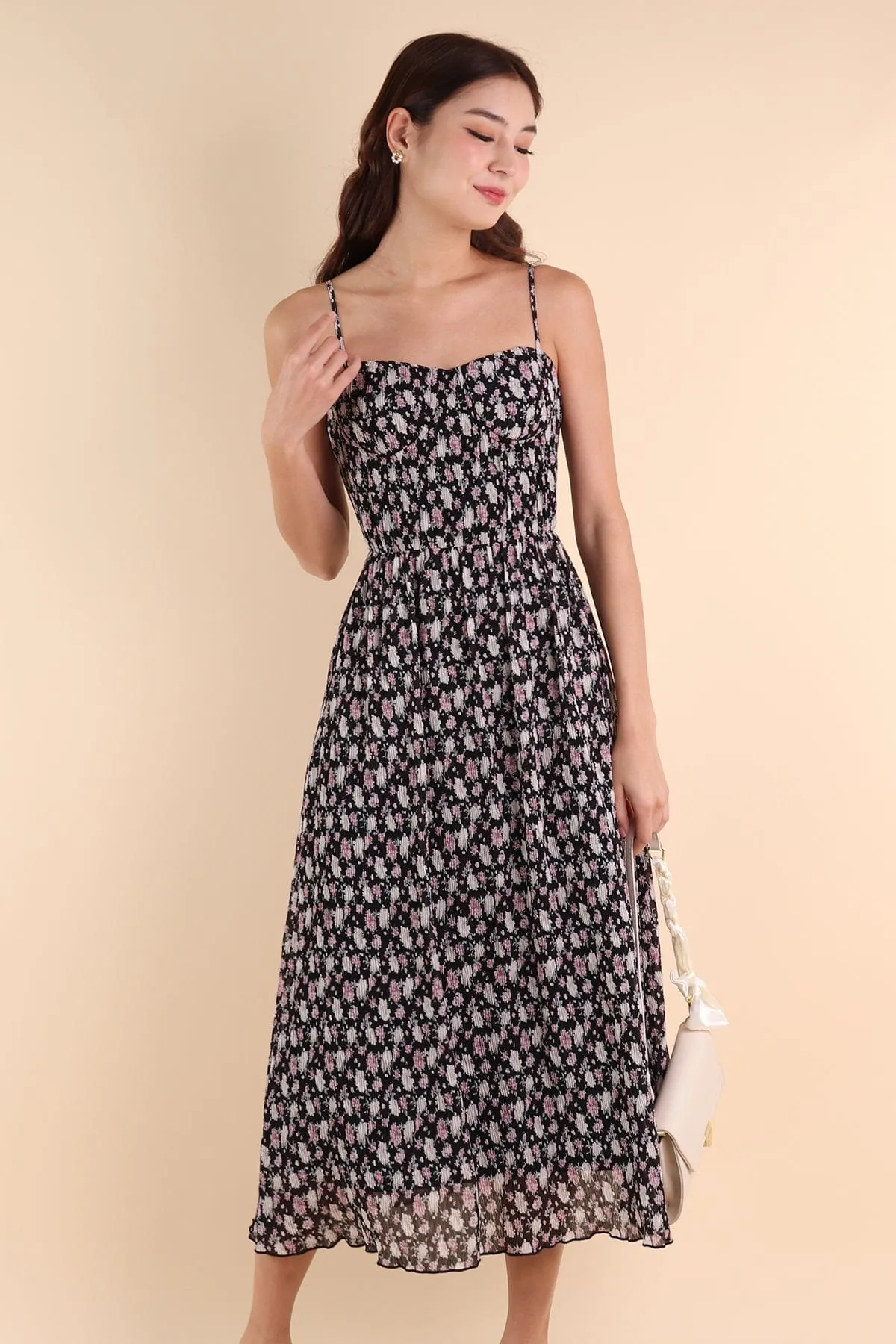 AMARIS PLEATED FLORAL MAXI IN BLACK