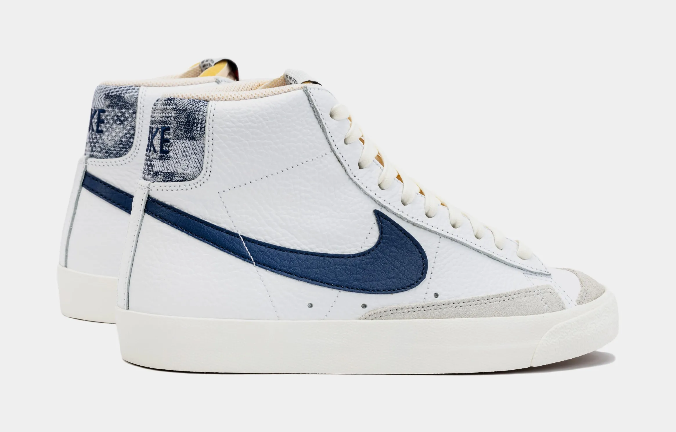 Blazer Mid ’77 Washed Denim Mens Lifestyle Shoes (White/Blue)