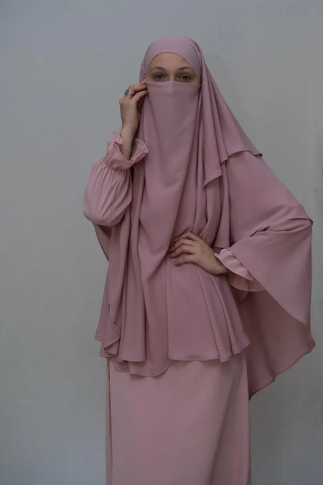 Elegant Pink Abaya Set for Comfort and Style