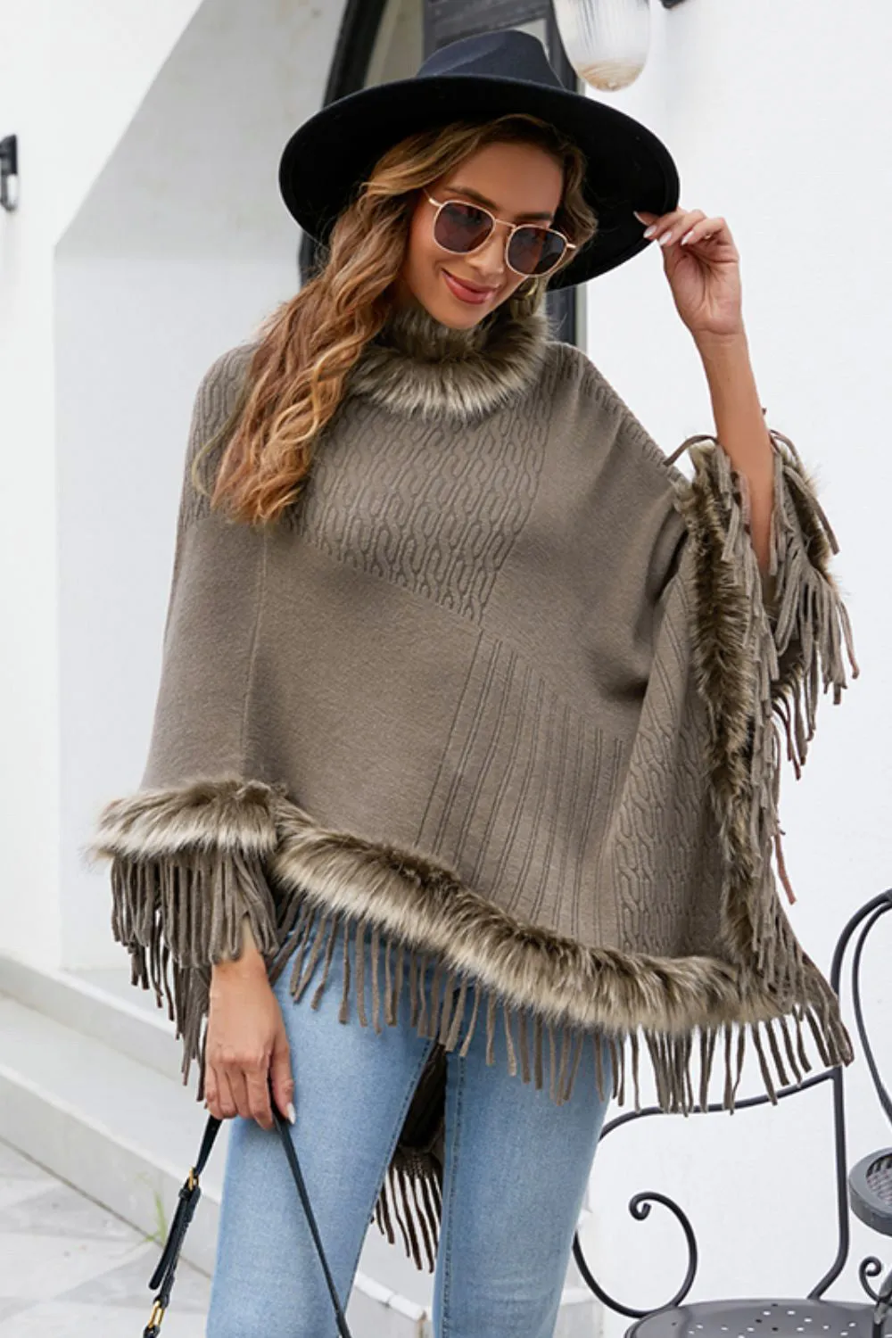 Faux Fur Trim Fringed Poncho