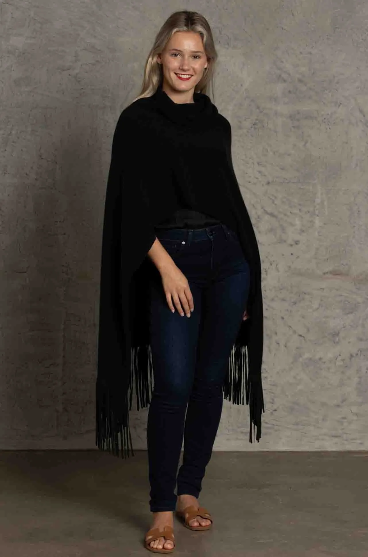 Frugone 1885 - Cashmere Poncho