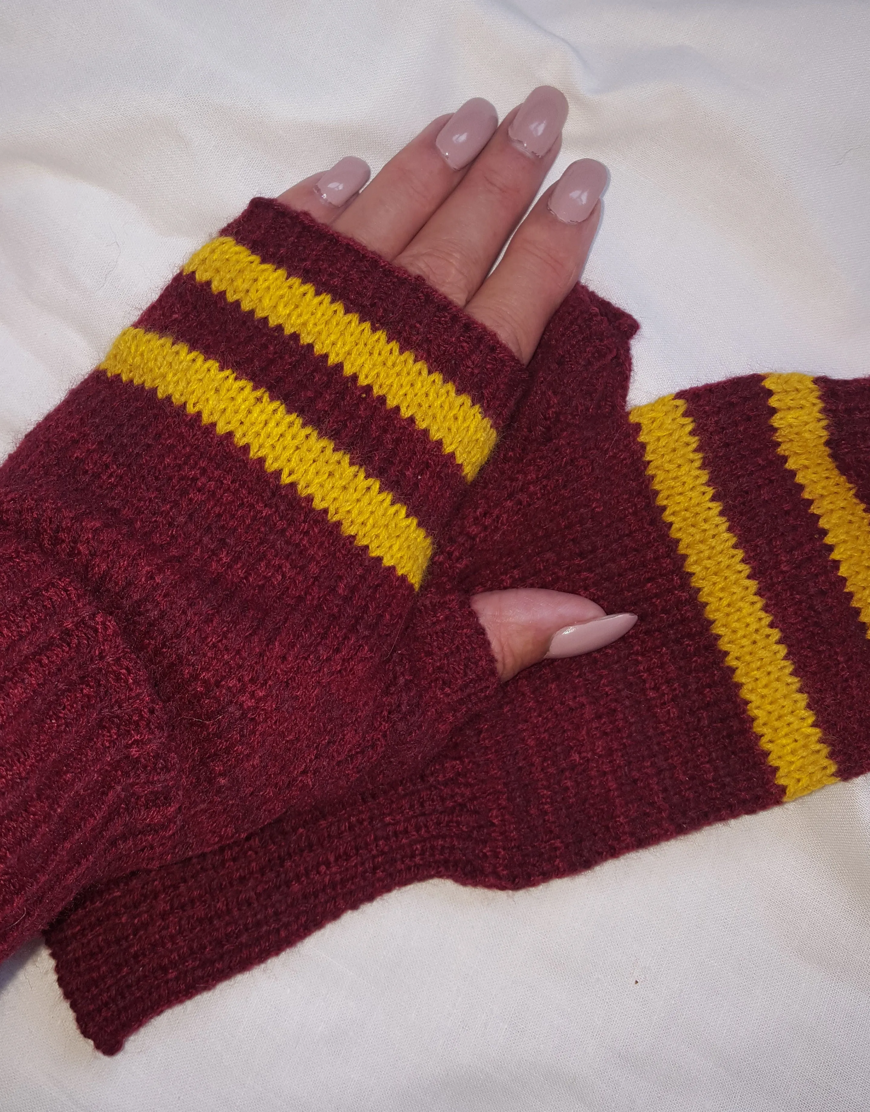 Gryffindor fingerless gloves, arm warmers, Hogwarts, Harry Potter inspired,