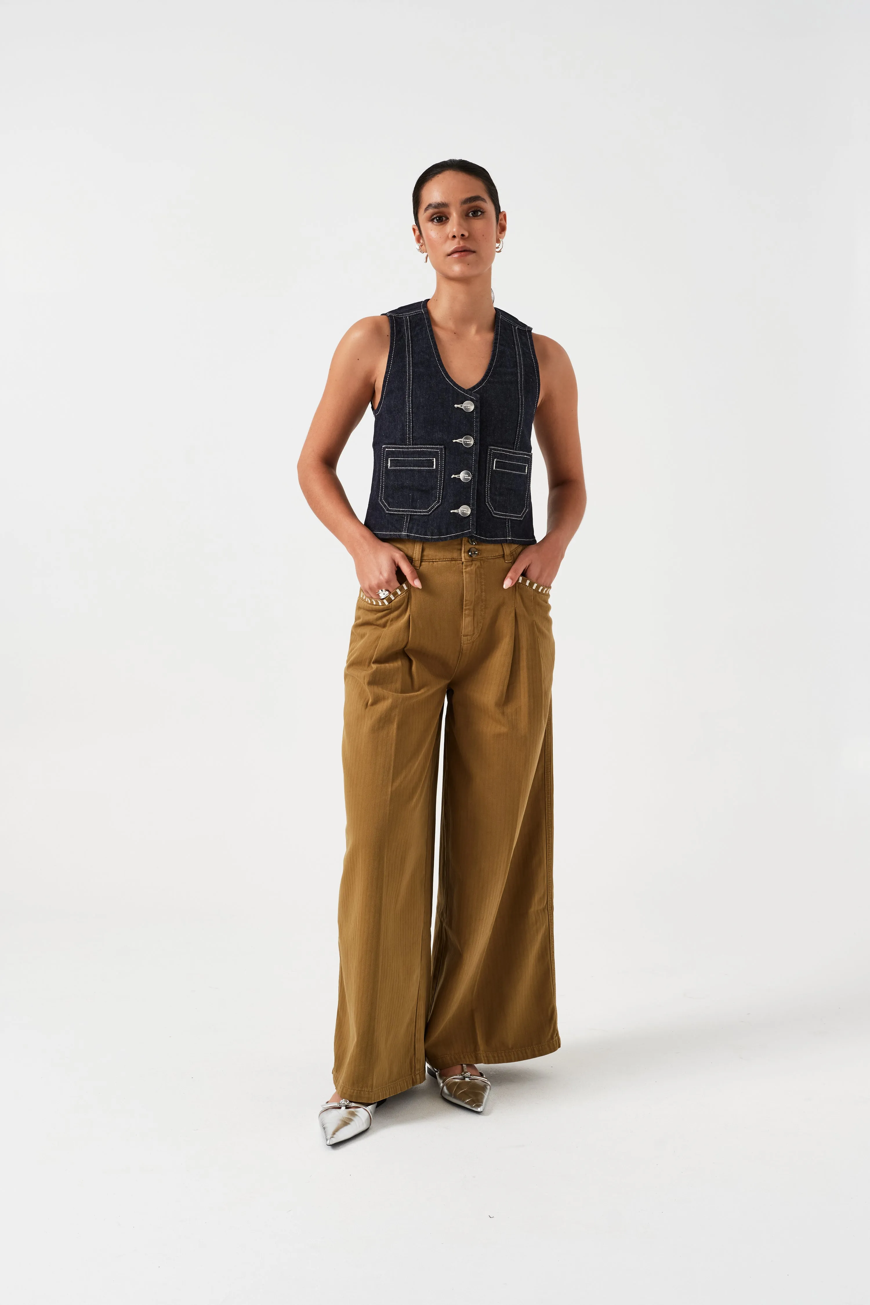 Isabella Pant in Olive