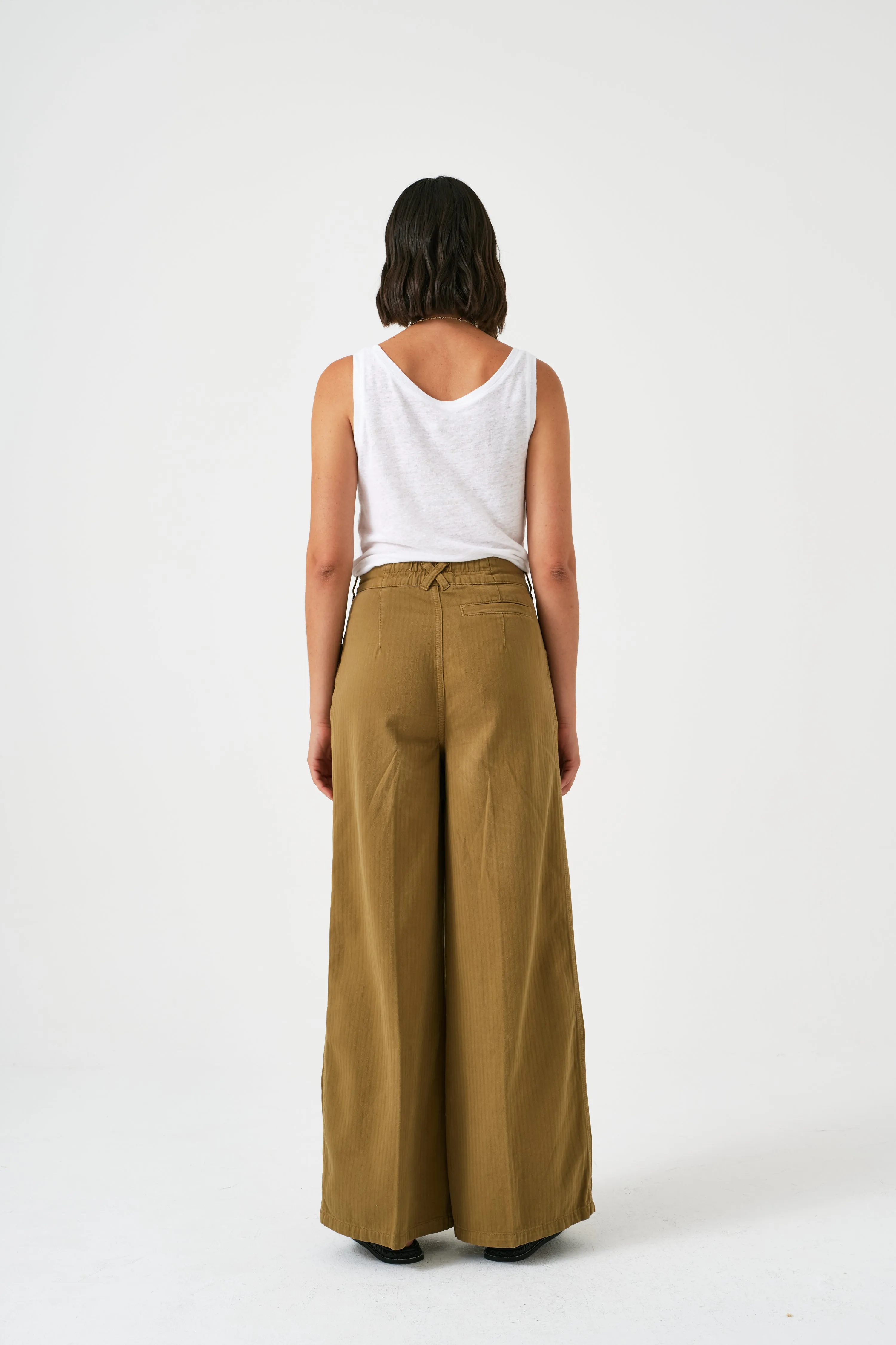 Isabella Pant in Olive