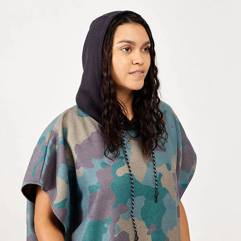 Nomadix Changing Poncho Towel - 2024