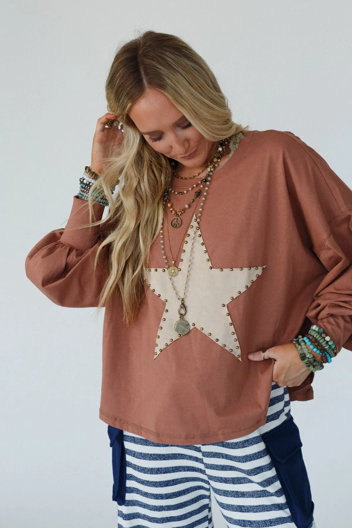 Ovalie Studded Star Top - Camel