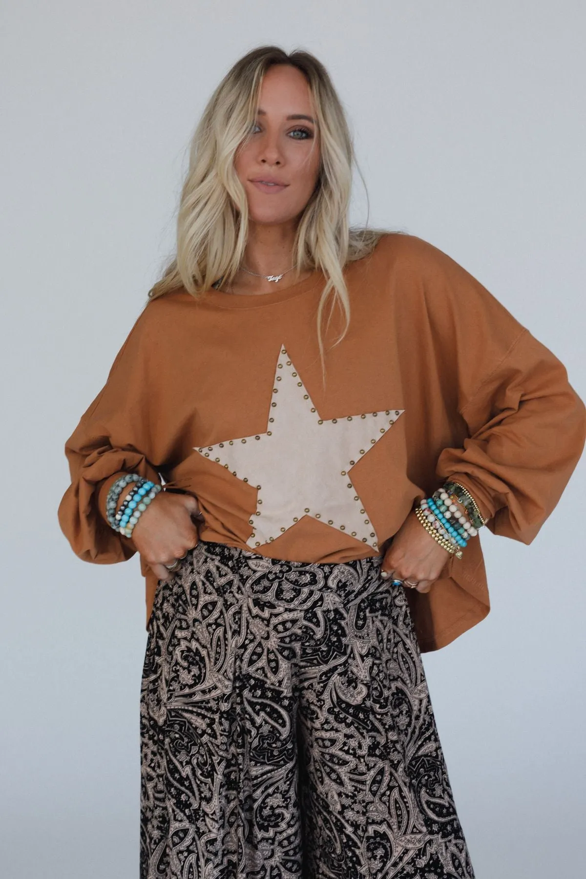 Ovalie Studded Star Top - Caramel