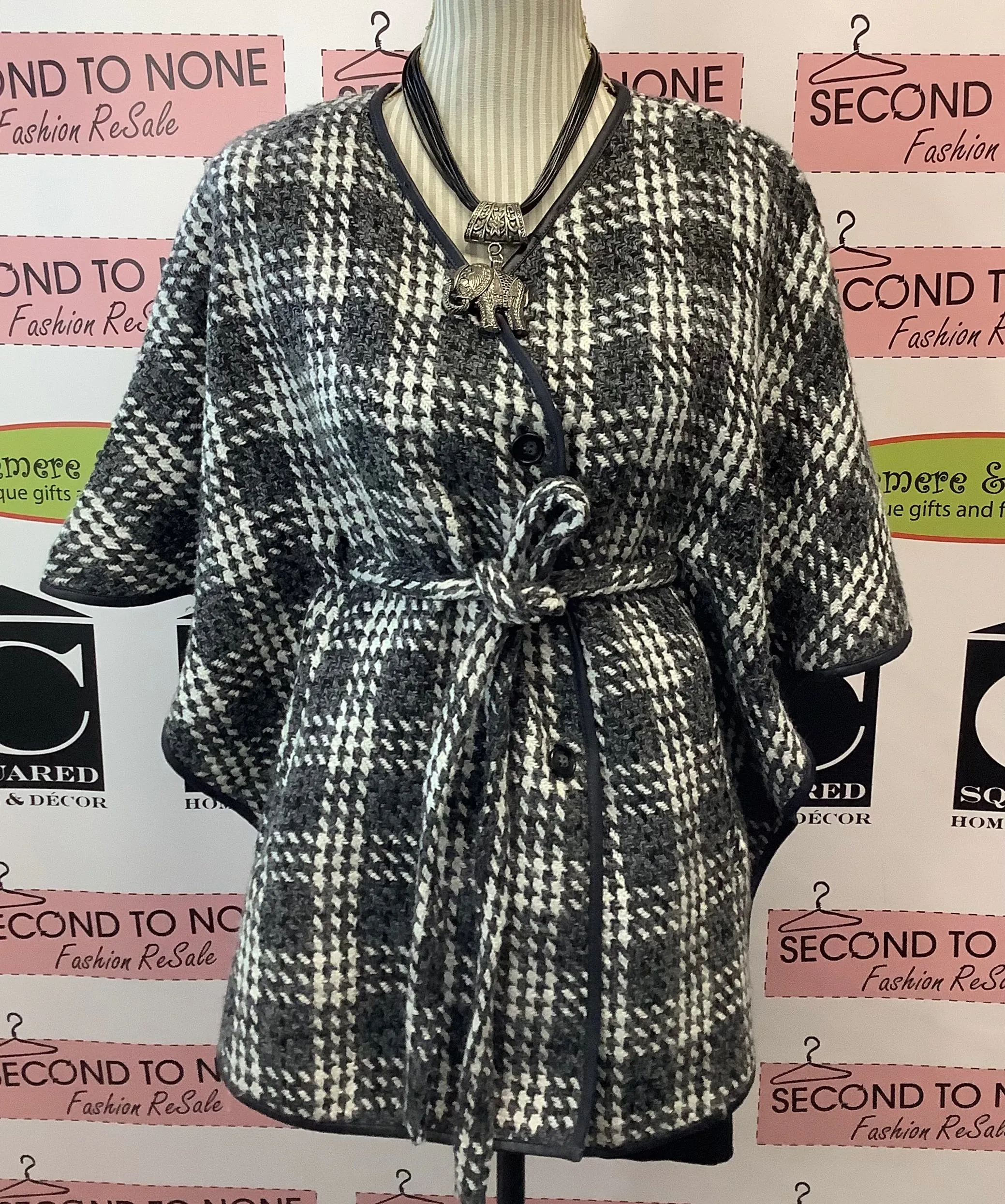 Papillon Plaid Poncho (Size XS)