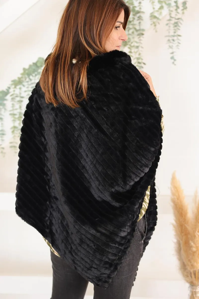 Poncho fausse fourrure noir