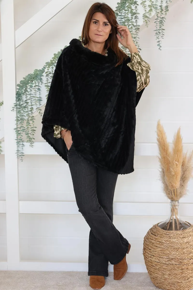 Poncho fausse fourrure noir