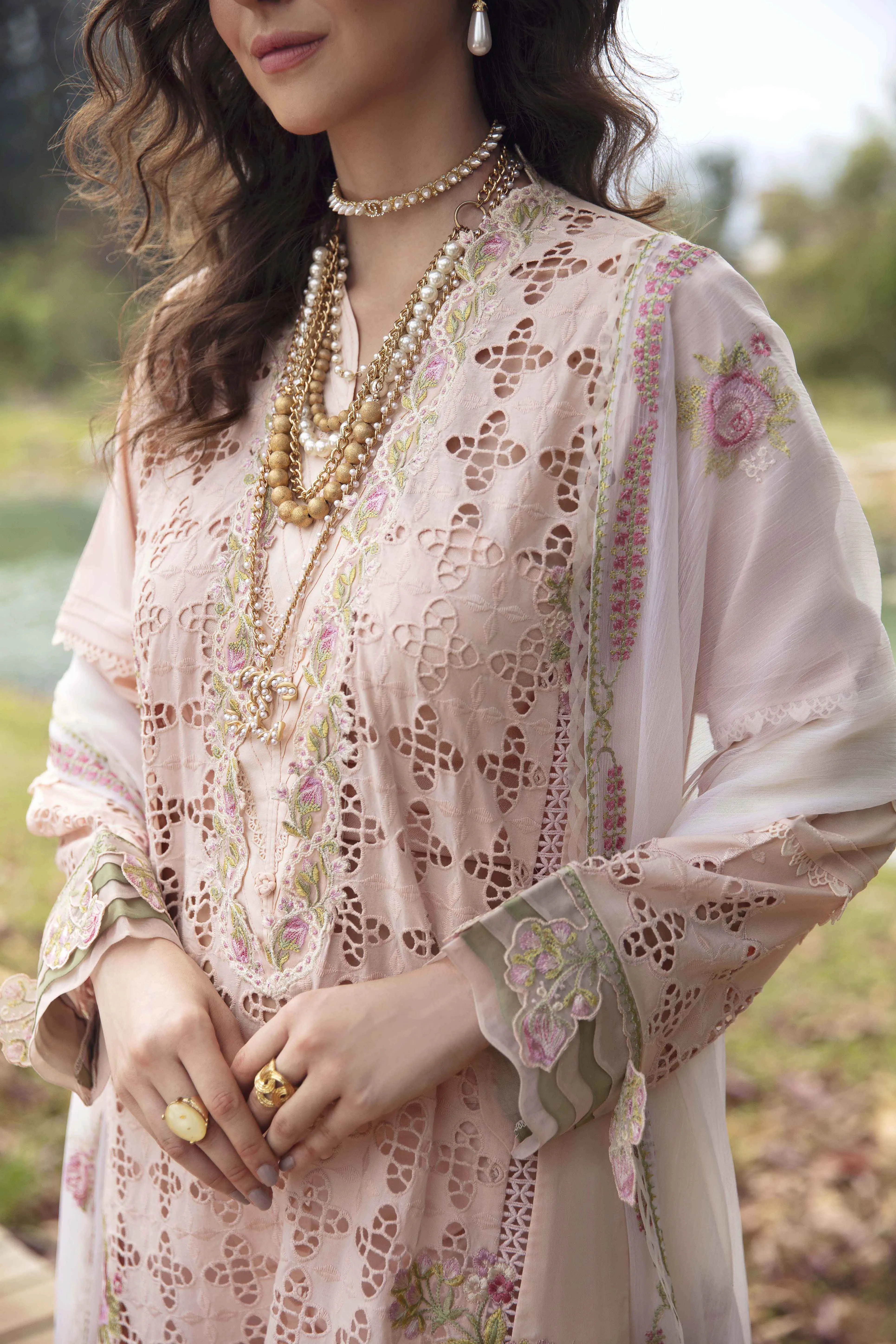 Sable Vogue Luxury Lawn Collection 2024 – ASMARA