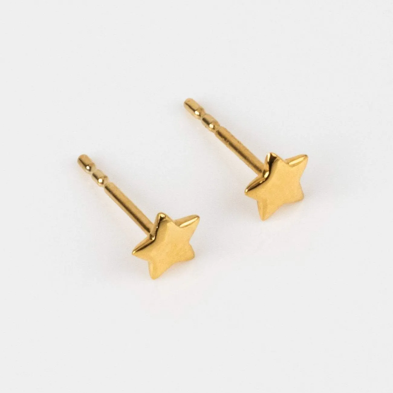 Solid Gold Star Earrings